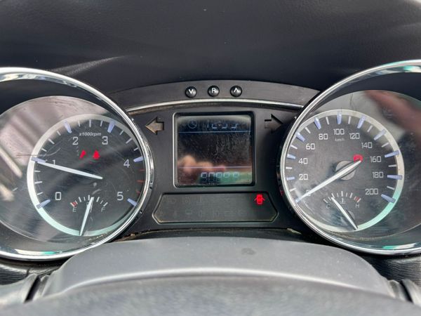 2023-JAC-T6-28-TDI-E2-Double-Cab image:8