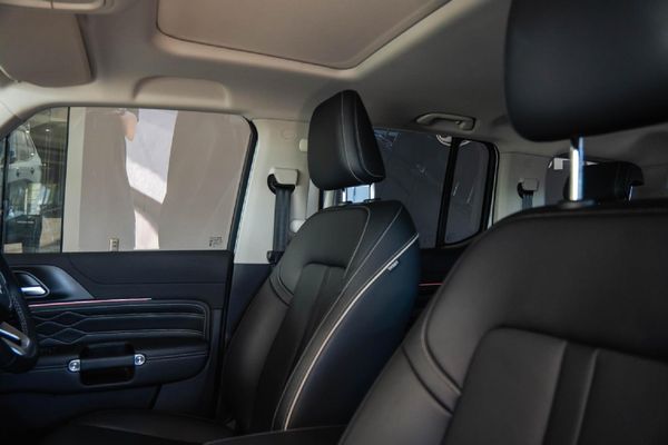 2025-GWM-Tank-300-24TD-Ultra-Luxury-4x4-Auto image:10