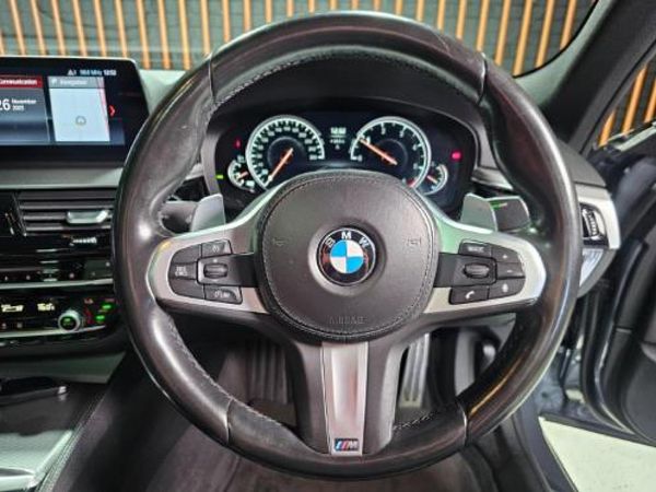 2017-BMW-5-Series-520d-M-Sport image:10