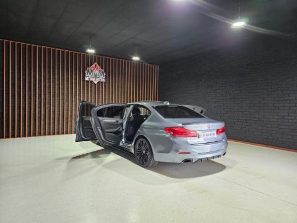 2017-BMW-5-Series-520d-M-Sport image:21