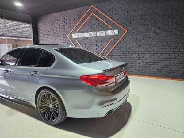 2017-BMW-5-Series-520d-M-Sport image:26