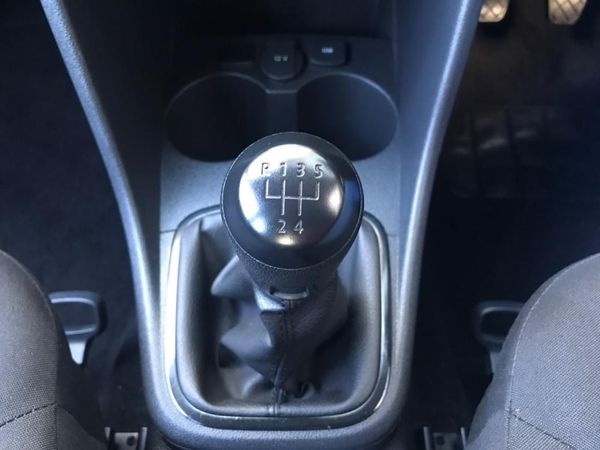 2024-Volkswagen-Polo-Vivo-14 image:18
