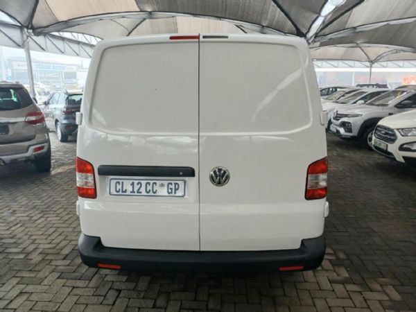 2013-Volkswagen-Transporter-T5-20-TDI-LWB-75kW-Panel-Van image:3