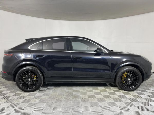 2020-Porsche-Cayenne-Coupe image:14