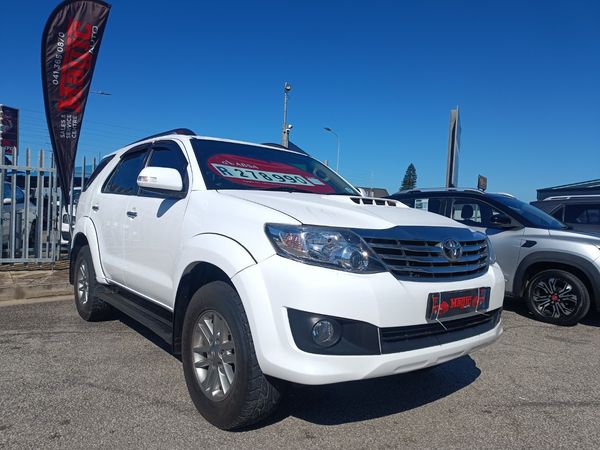 2014-Toyota-Fortuner-25-D-4D-Raised-Body image:1