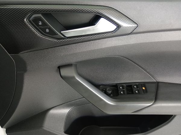 2022-Volkswagen-T-Cross-10-TSI-Comfortline-Auto image:11