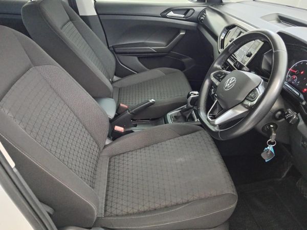 2022-Volkswagen-T-Cross-10-TSI-Comfortline-Auto image:6