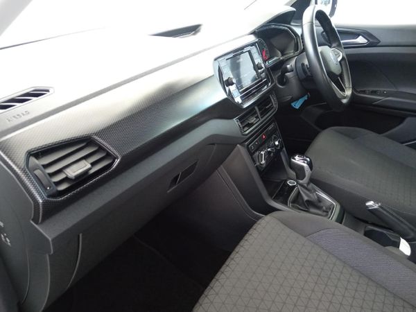2022-Volkswagen-T-Cross-10-TSI-Comfortline-Auto image:7