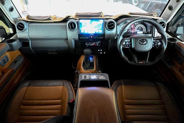 2024-Toyota-Land-Cruiser-79-28-GD-6-Auto-Double-Cab image:25