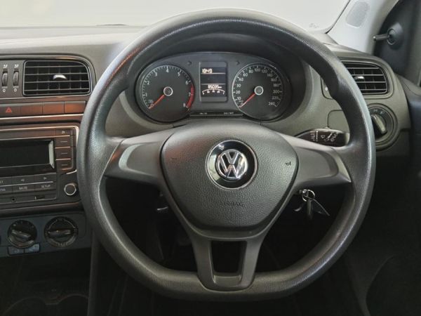 2020-Volkswagen-Polo-Vivo-14-Trendline-5-dr image:9