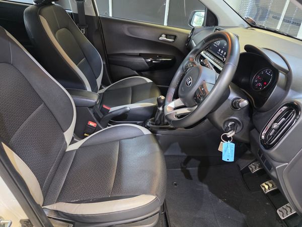 2021-Kia-Picanto-12-X-Line image:12
