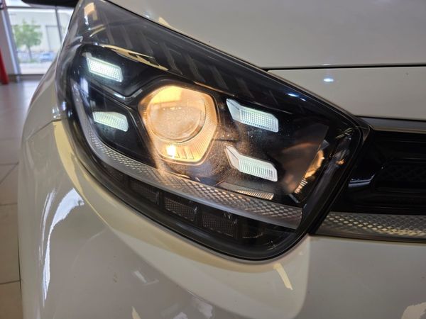 2021-Kia-Picanto-12-X-Line image:3