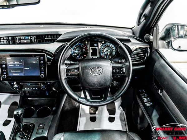 2022-Toyota-Hilux-28-GD-6-Raised-Body-Legend-Auto-Double-Cab image:23