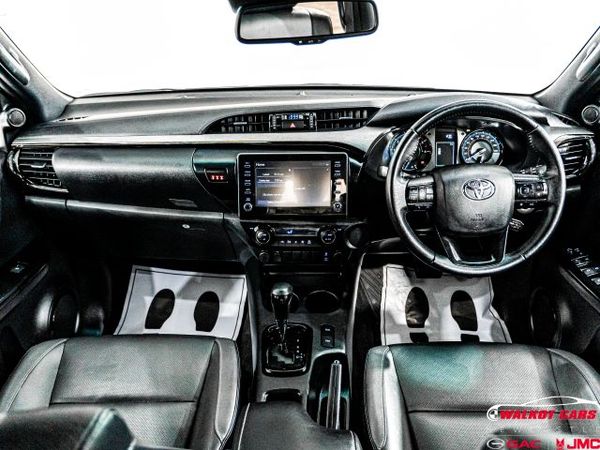 2022-Toyota-Hilux-28-GD-6-Raised-Body-Legend-Auto-Double-Cab image:24