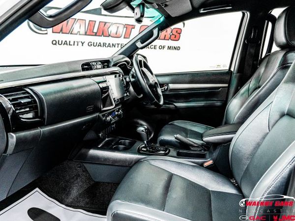 2022-Toyota-Hilux-28-GD-6-Raised-Body-Legend-Auto-Double-Cab image:27