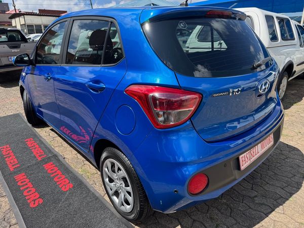2017-Hyundai-Grand-i10-125-Motion image:2