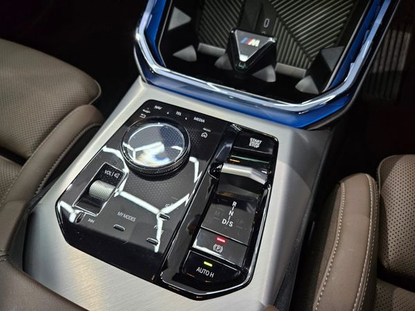 2025-BMW-X3-20d-xDrive-M-Sport image:14