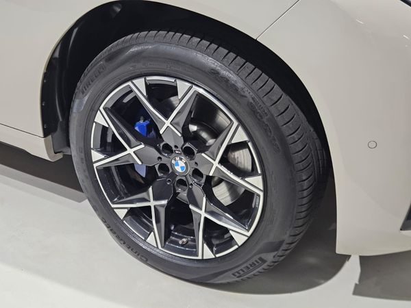 2025-BMW-X3-20d-xDrive-M-Sport image:6