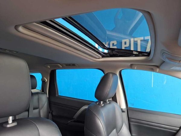 2021-Mitsubishi-Pajero-Sport-24D-4x4-Exceed-Auto image:10