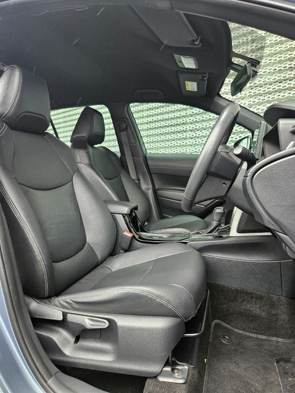 2022-Toyota-Corolla-Cross-18-XS image:6