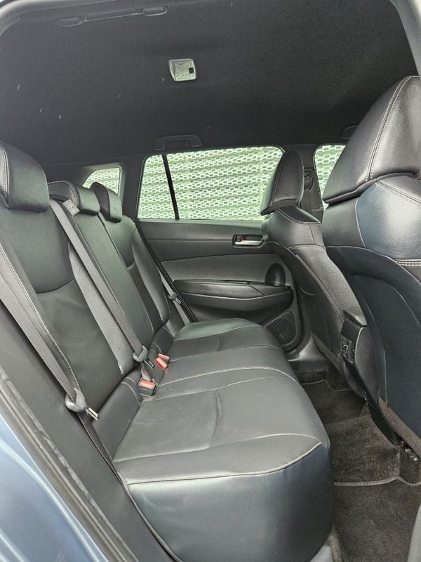 2022-Toyota-Corolla-Cross-18-XS image:7