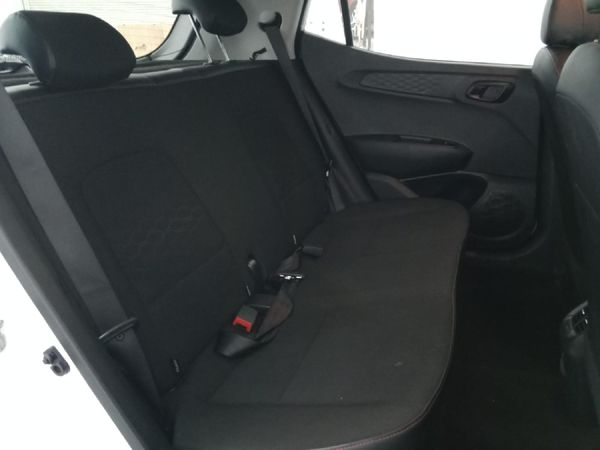 2024-Hyundai-Grand-i10-10-Motion image:33