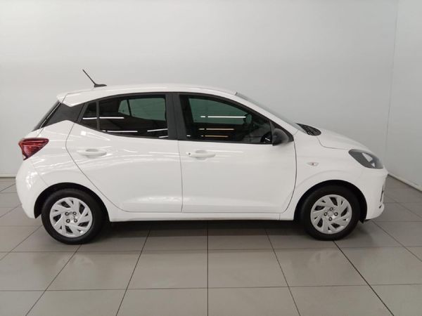 2024-Hyundai-Grand-i10-10-Motion image:3