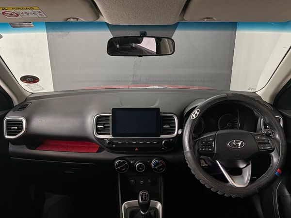 2020-Hyundai-Venue-10-TGDI-Fluid image:7