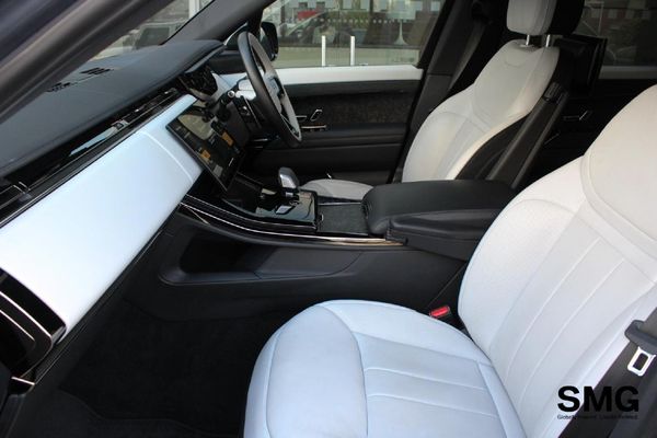 2024-Land-Rover-Range-Rover-Sport-30D-Dynamic-HSE-D350 image:10