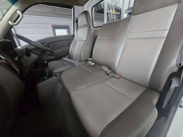 2020-Hyundai-H100-Bakkie-26D image:9