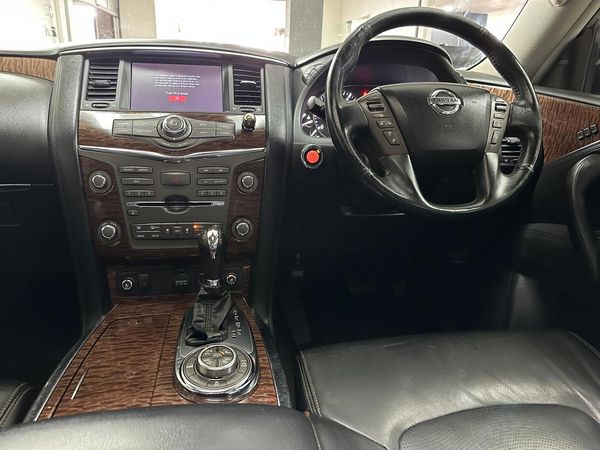 2018-Nissan-Patrol-56-V8-LE-Premium image:11