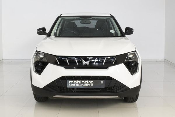 2025-Mahindra-XUV-3XO-12T-MX2 image:3