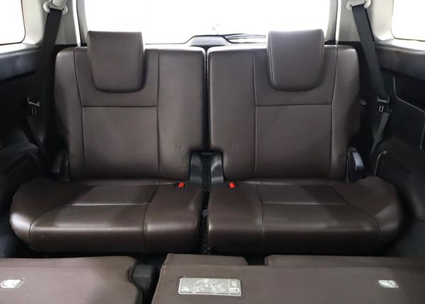 2020-Toyota-Fortuner-28-GD-6-Raised-Body-Auto image:18