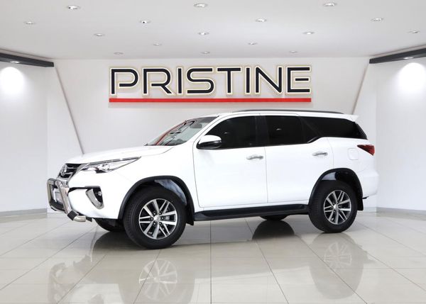 2020-Toyota-Fortuner-28-GD-6-Raised-Body-Auto image:2