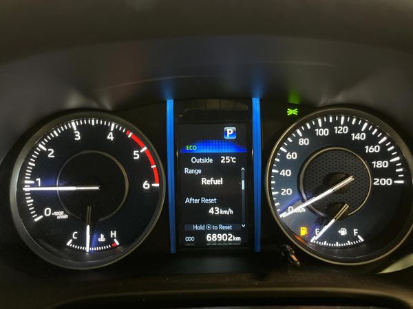 2022-Toyota-Fortuner-28-GD-6-4x4-VX-Auto image:2