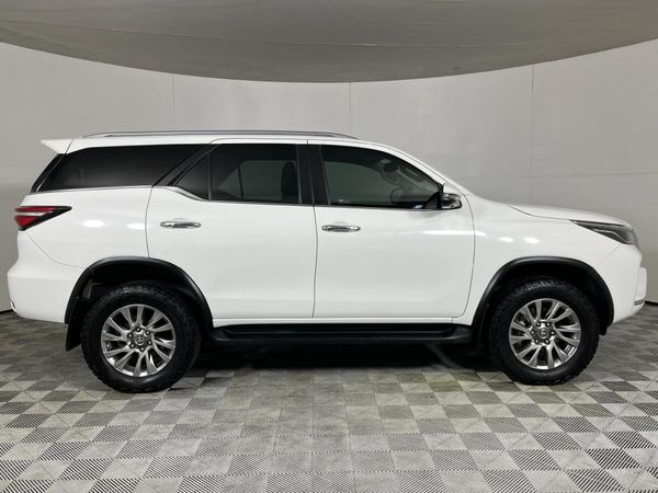2022-Toyota-Fortuner-28-GD-6-4x4-VX-Auto image:7