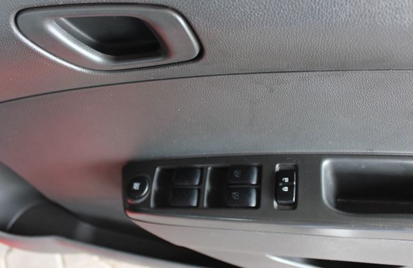 2017-Chevrolet-Spark-12-LS image:7