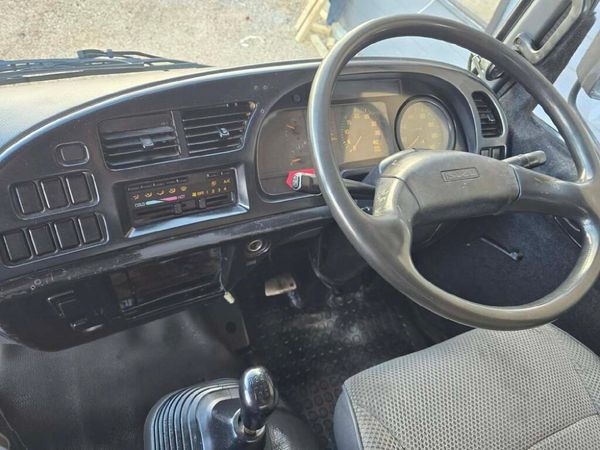 2008-Isuzu-FRR-500-Fc-Cc image:11