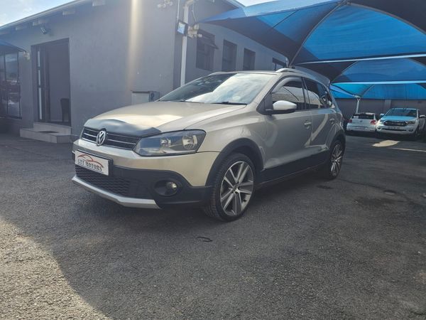 2012-Volkswagen-Polo-16-Cross-5-dr image:2