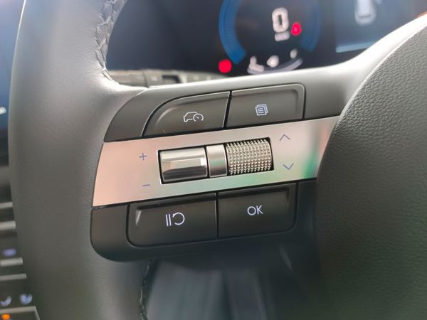 2026-Hyundai-Tucson-20-Premium-Auto image:12