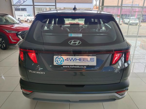 2026-Hyundai-Tucson-20-Premium-Auto image:4