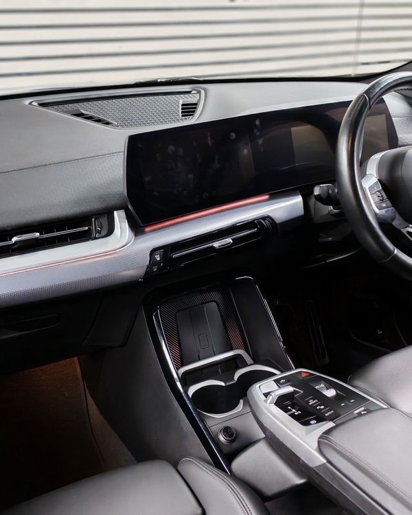 2024-BMW-X2-sDrive-18i-M-Sport image:10
