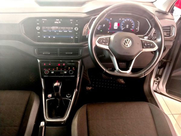 2020-Volkswagen-T-Cross-10-TSI-Highline-Auto image:17