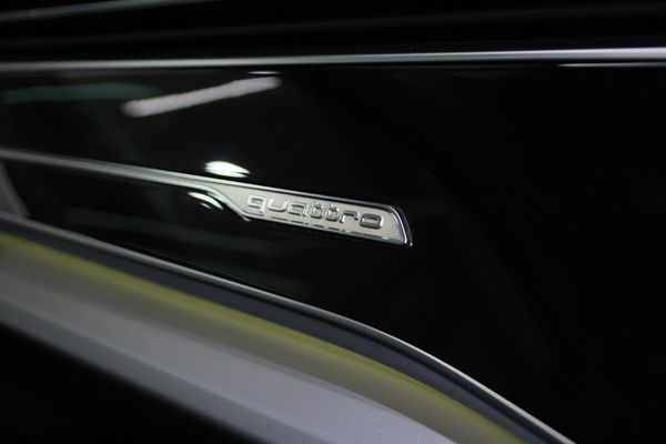 2023-Audi-Q7-30-TDI-quattro-Auto-45-TDI image:14