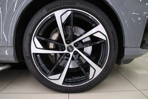 2023-Audi-Q7-30-TDI-quattro-Auto-45-TDI image:8