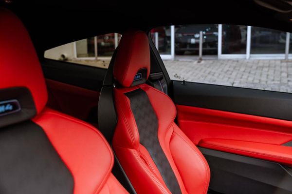 2024-BMW-M4-Coupe-M-DCT-Competition-AWD image:10