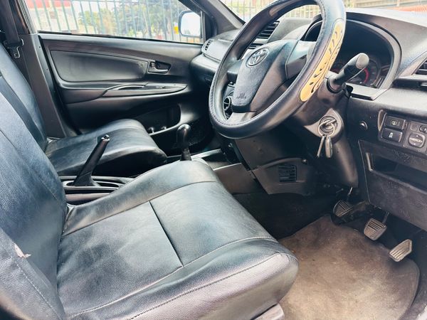 2017-Toyota-Avanza-15-SX image:11