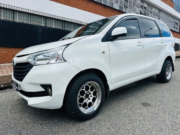 2017-Toyota-Avanza-15-SX image:1