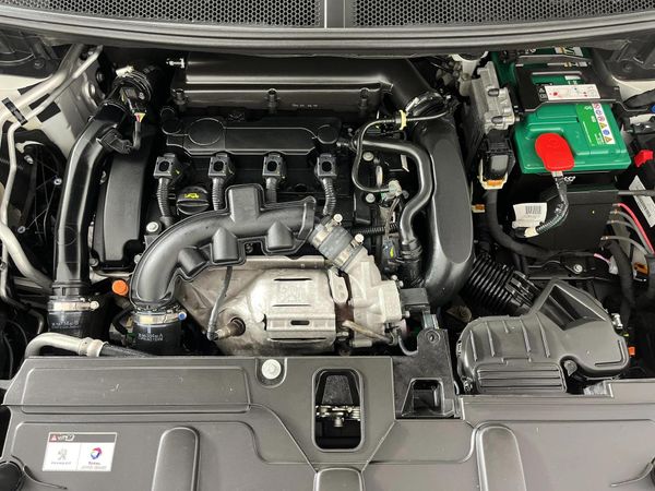 2022-Peugeot-3008-16T-Allure-Auto image:13