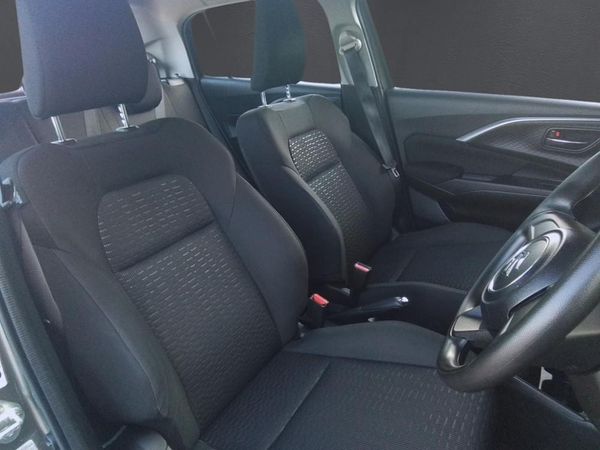 2025-Suzuki-Swift-12-GL image:9